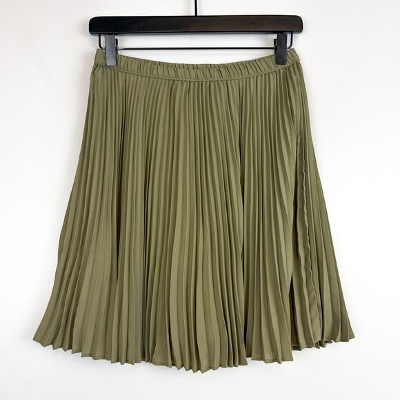 Banana Republic Pleated A-Line Mini Green Polyester Skirt Pull-On - Size 4 - Picture 4 of 9